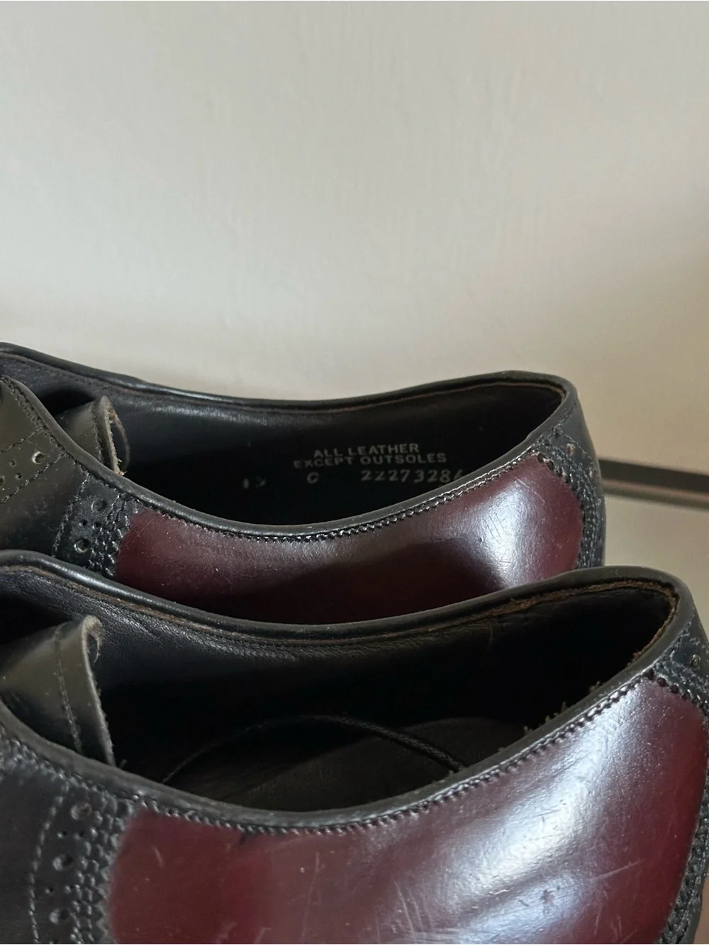 L.L. Bean Men’s Size 13 C Narrow Burgundy Black Leather Oxford Dress Shoe Vibram